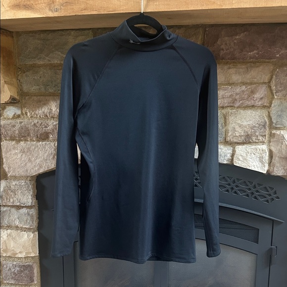 Under Armour Top - Picture 1 of 5